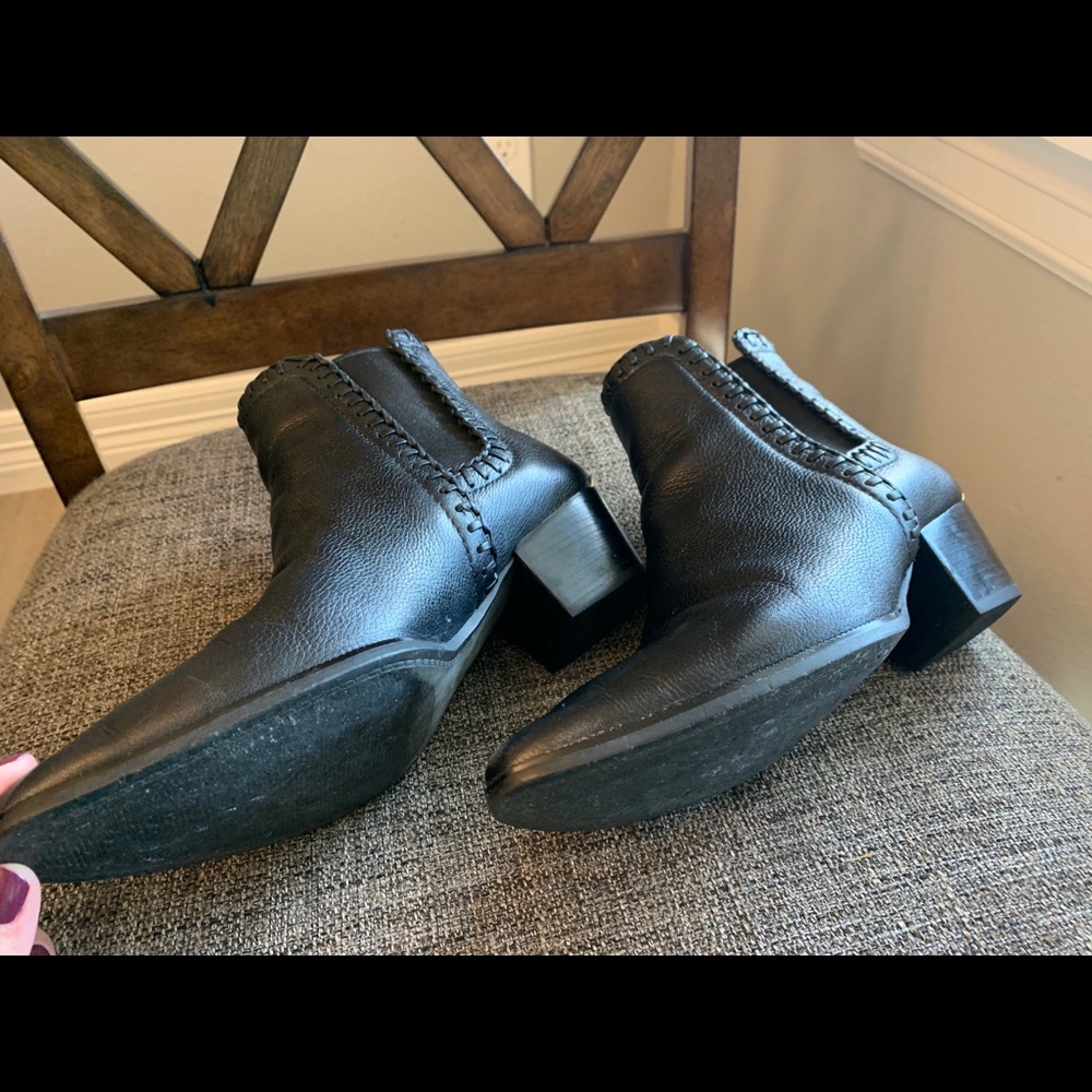 Michael Kors Chelsea Boots - Picture 4 of 4